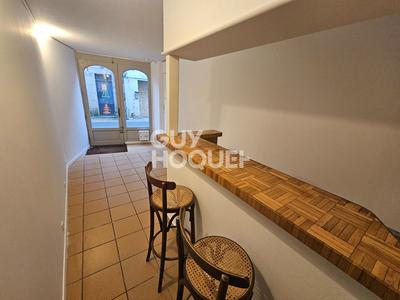 Immeuble - 155 m² - 9 pièces