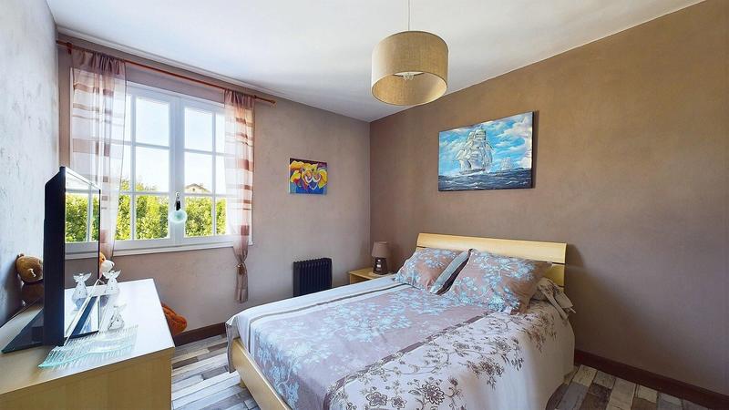 Maison - 140 m² - 7 pièces