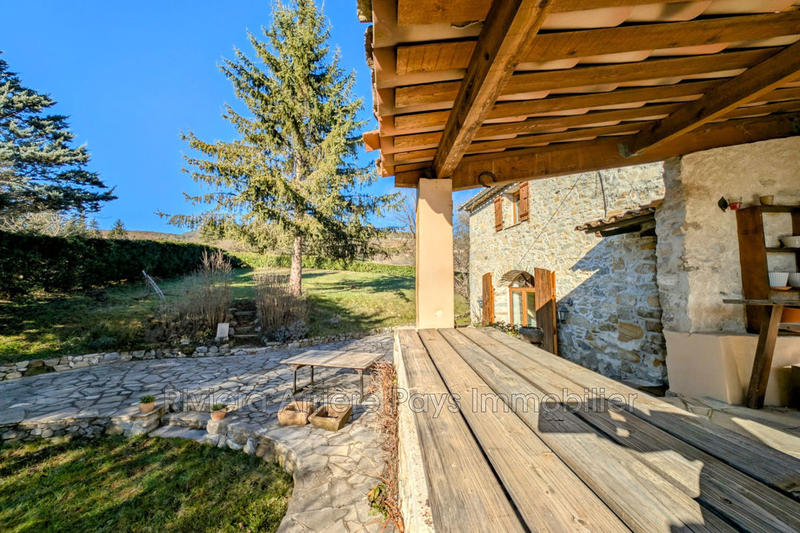 Maison en pierre - 165 m² - 6 pièces