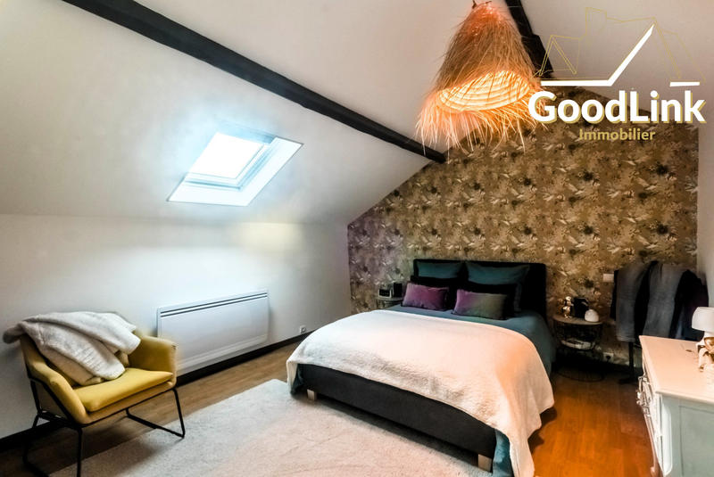 Maison ancienne - 178 m² - 6 pièces