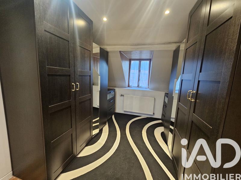 Maison - 196 m² - 6 pièces