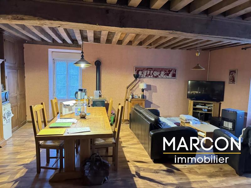 Maison de village - 300 m² - 9 pièces