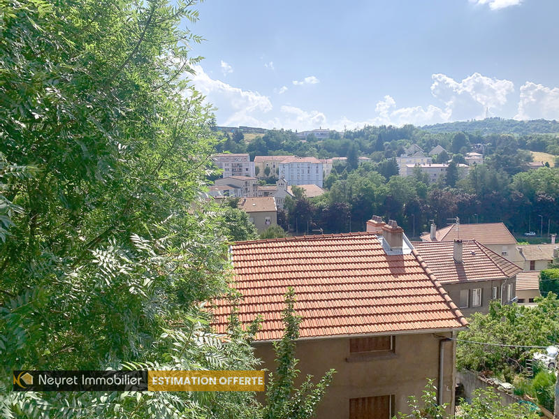 Triplex - 122 m² - 7 pièces