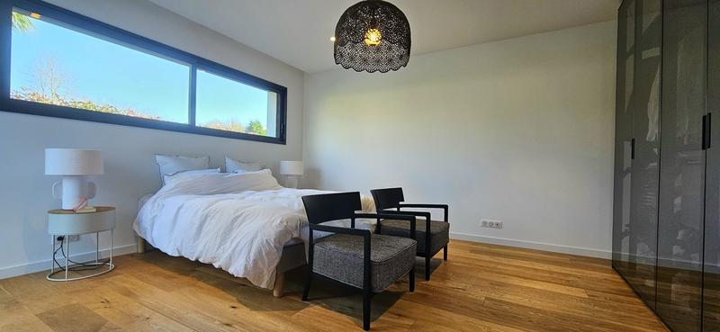 Villa - 180 m² - 5 pièces