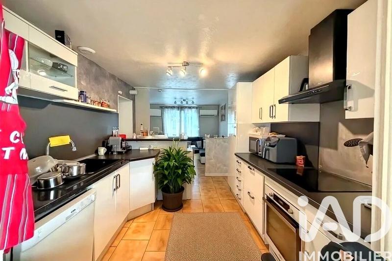 Maison - 79 m² - 5 pièces