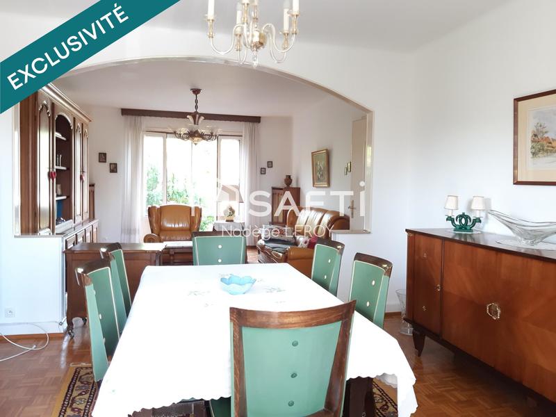 Maison - 171 m² - 7 pièces