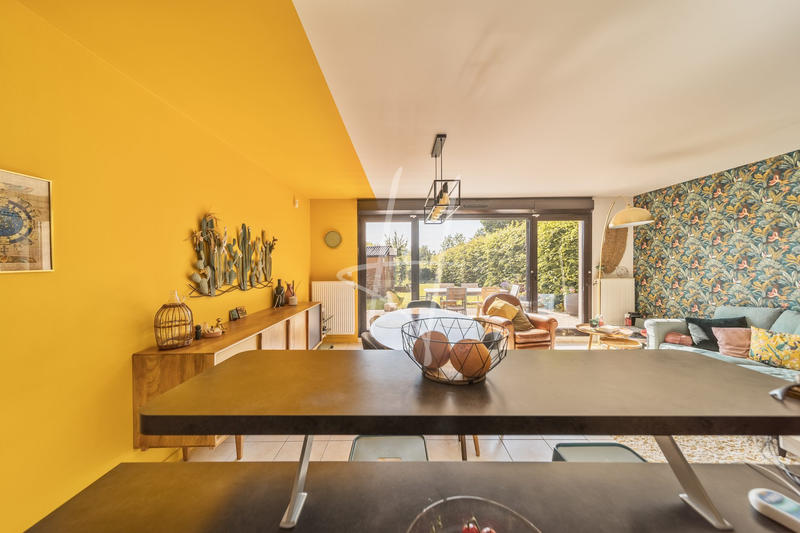 Maison - 96 m² - 5 pièces