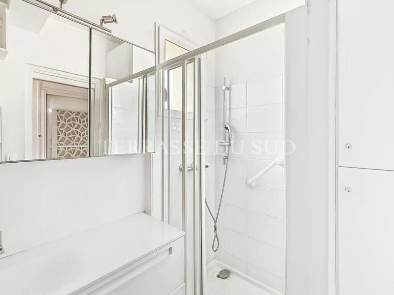 Appartement - 72 m² - 2 pièces