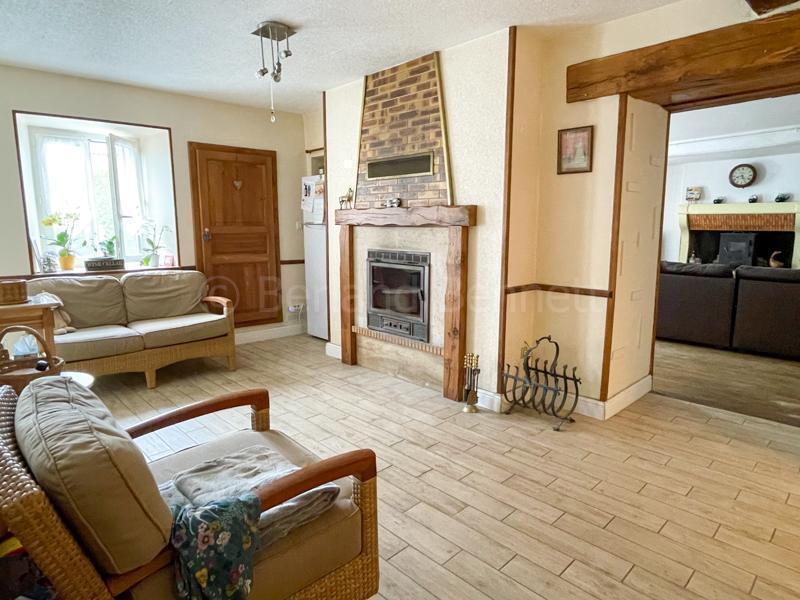 Maison en pierre - 143 m² - 6 pièces