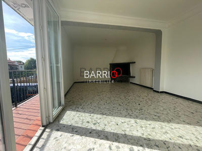 Appartement - 82 m² - 4 pièces