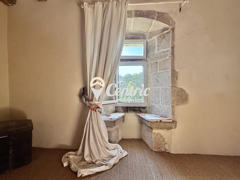 Ferme - 285 m² - 9 pièces