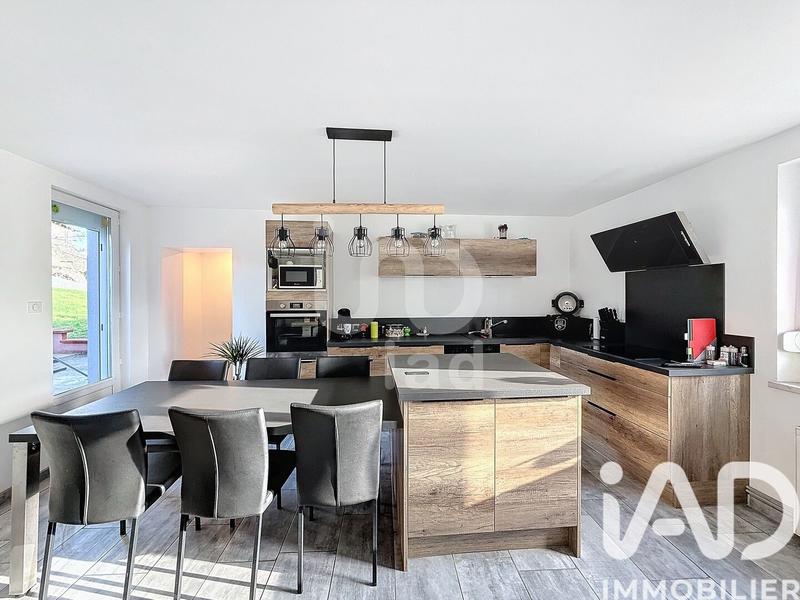 Maison - 107 m² - 4 pièces