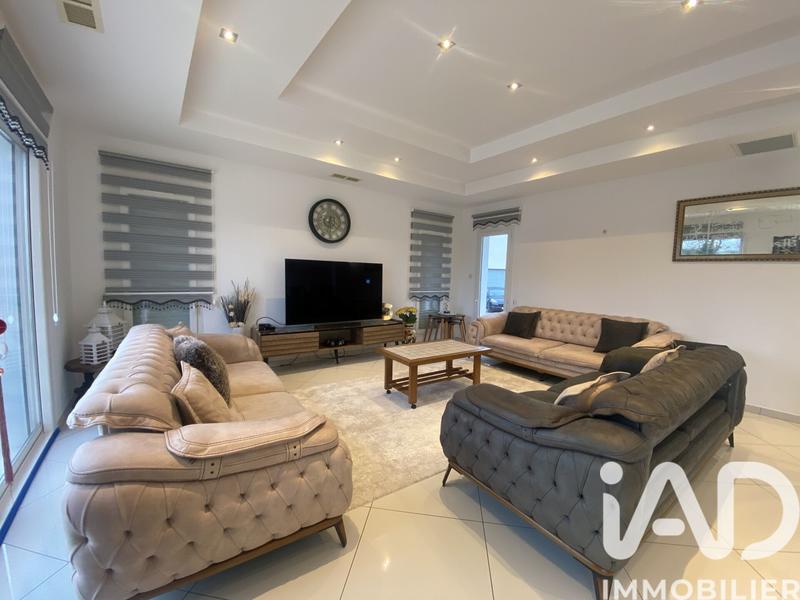 Maison - 170 m² - 5 pièces