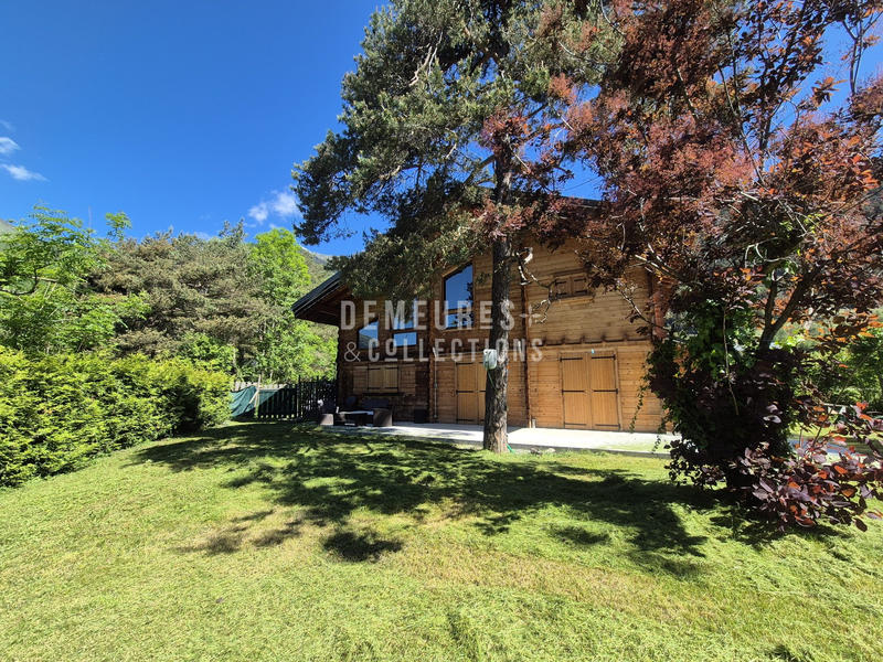 Châlet - 157 m² - 6 pièces