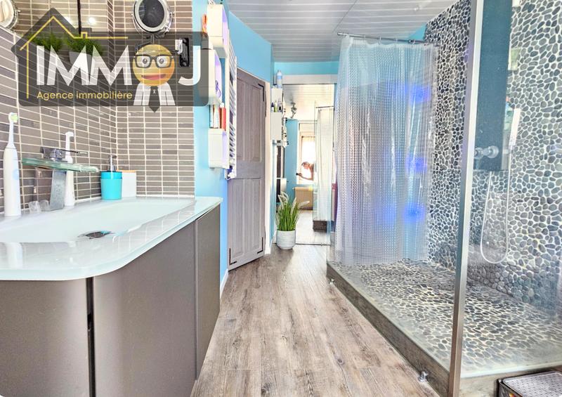 Immeuble - 264 m² - 7 pièces