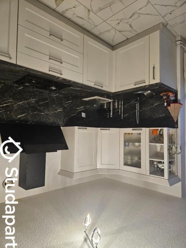 Chambre - 15 m² - 1 pièce