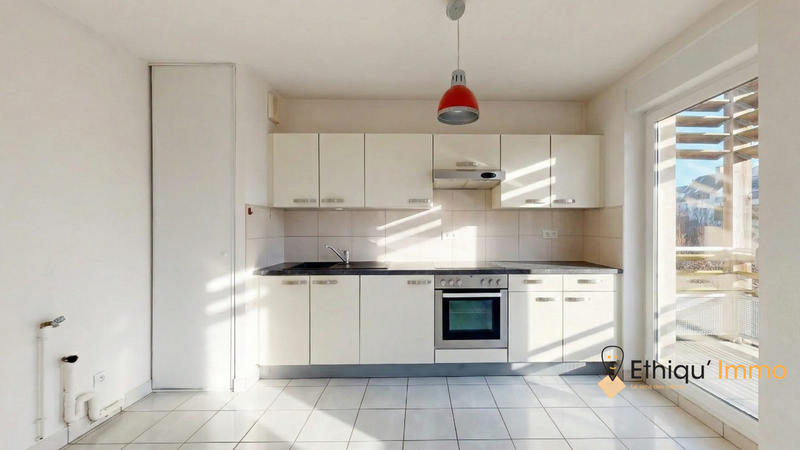 Appartement - 64 m² - 2 pièces