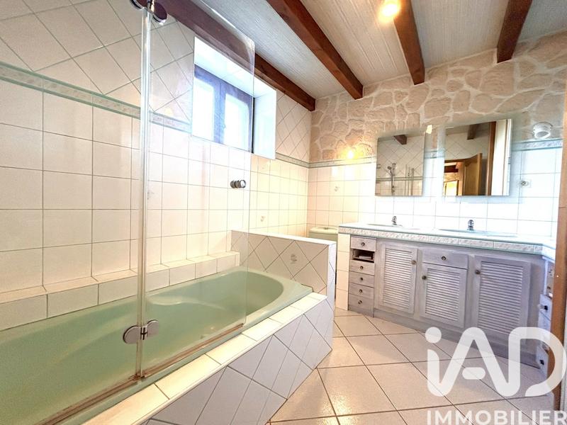 Maison - 315 m² - 10 pièces