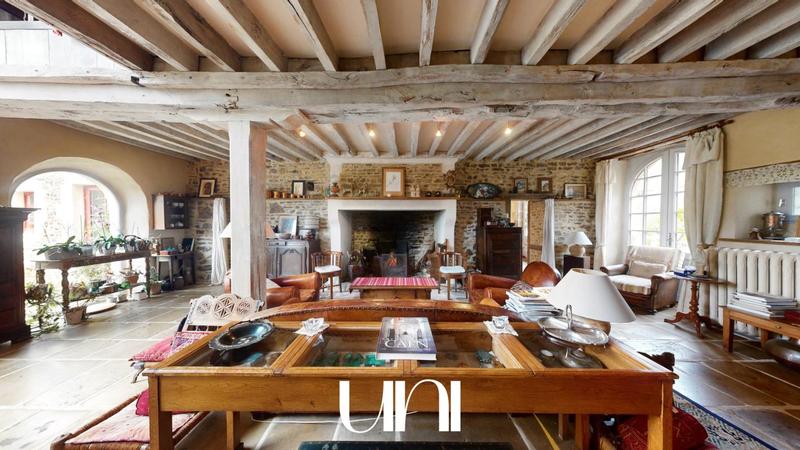 Maison - 507 m² - 13 pièces