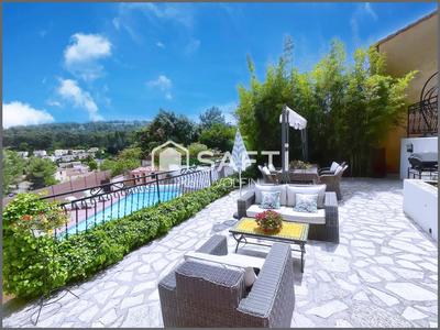 Maison - 125 m² - 5 pièces