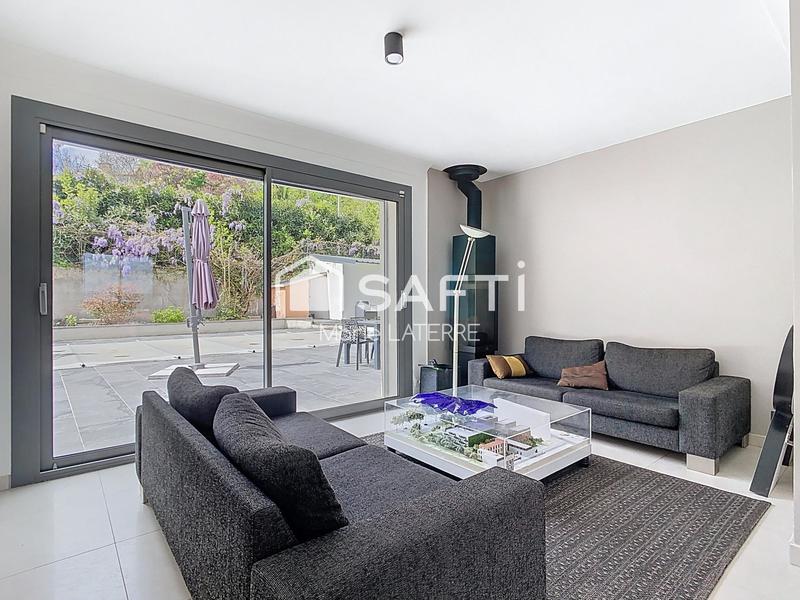 Villa - 285 m² - 7 pièces