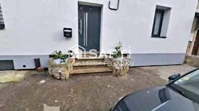 Maison - 230 m² - 7 pièces