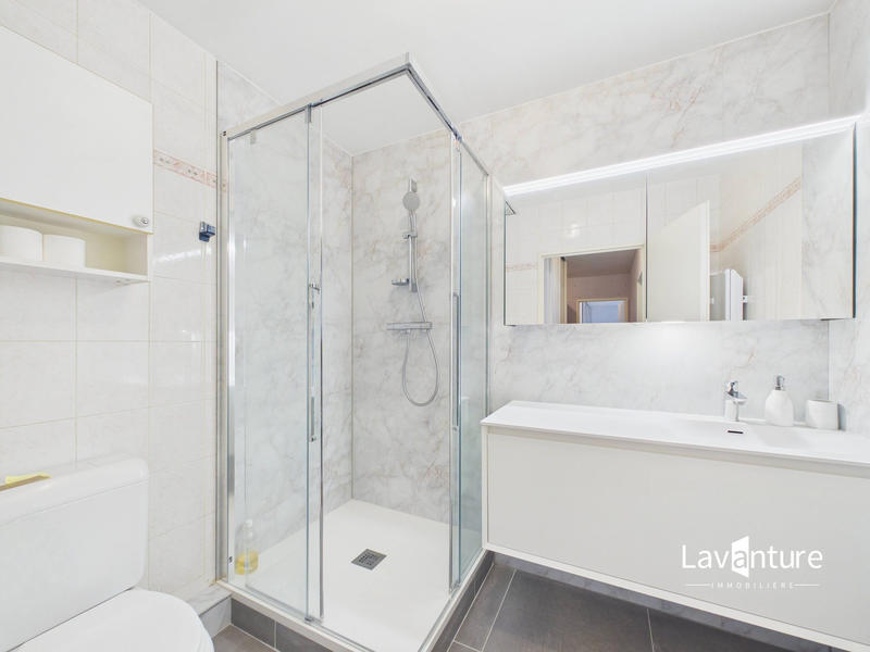 Appartement - 156 m² - 7 pièces