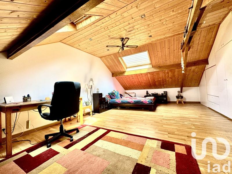 Maison - 140 m² - 8 pièces