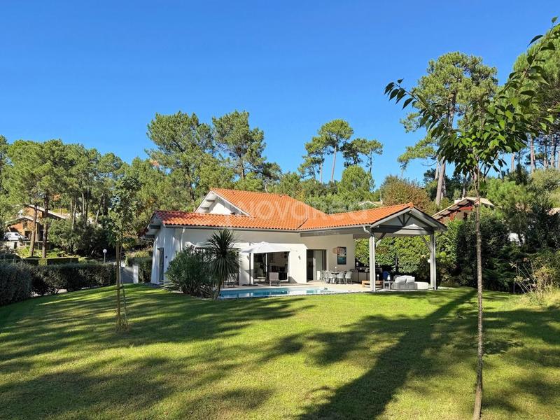 Maison - 190 m² - 6 pièces