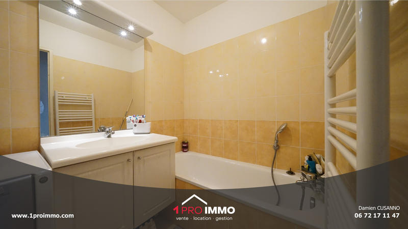 Appartement - 79 m² - 4 pièces