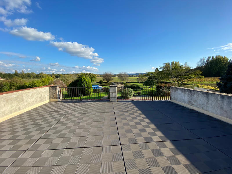 Maison - 232 m² - 7 pièces