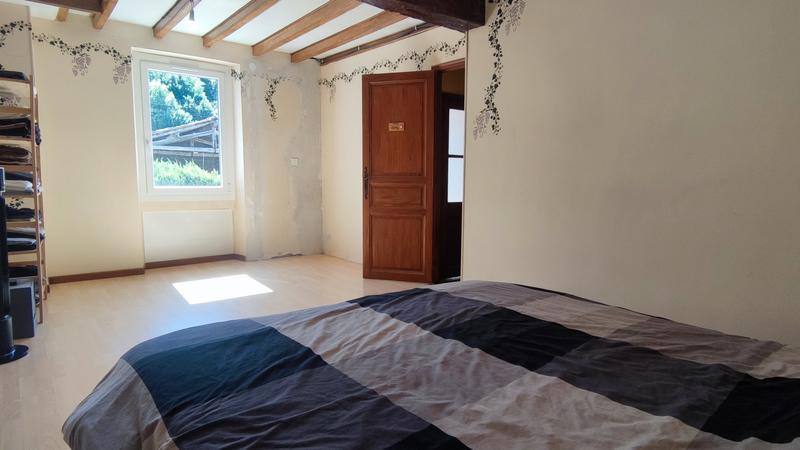 Maison - 237 m² - 12 pièces