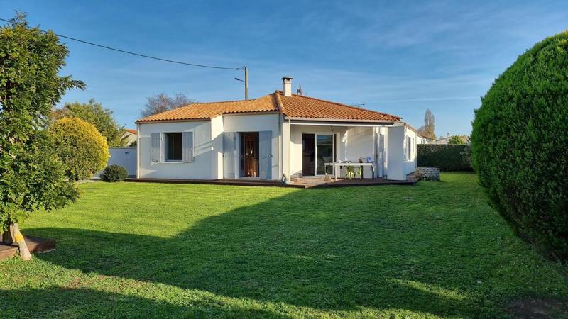 Maison traditionnelle - 100 m² - 4 pièces