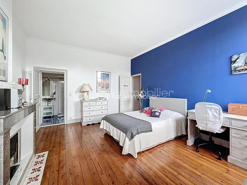 Maison ancienne - 244 m² - 9 pièces