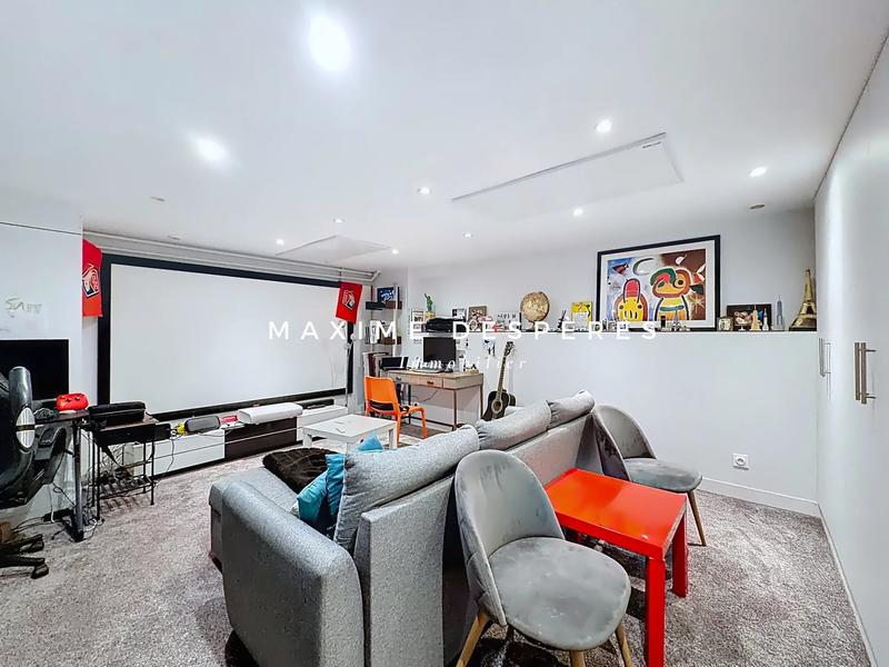 Appartement - 123 m² - 5 pièces