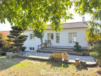 Maison - 88 m² - 4 pièces