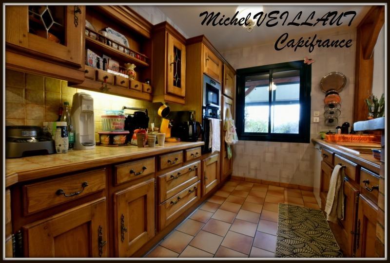 Maison - 220 m² - 9 pièces