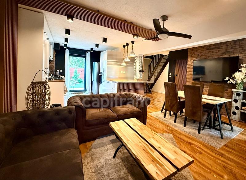 Maison - 162 m² - 7 pièces