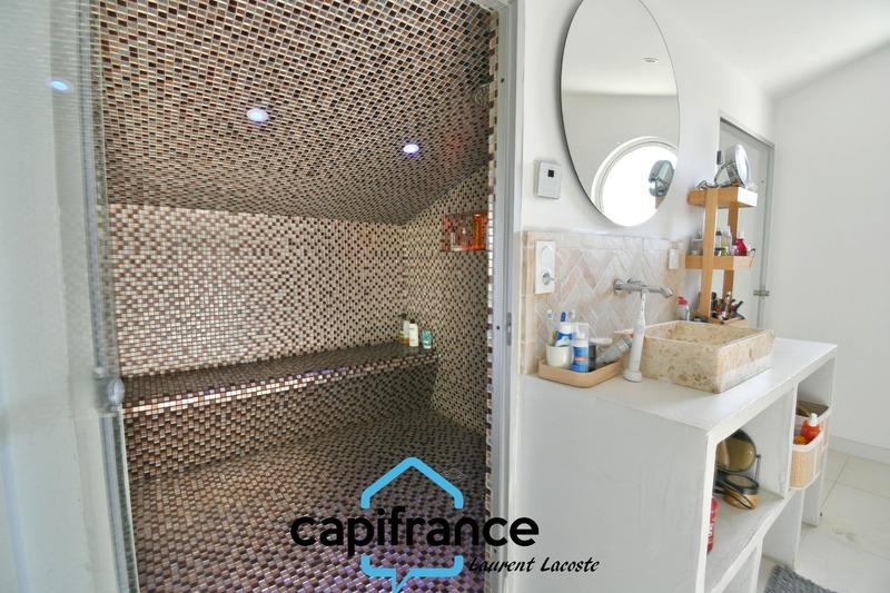 Maison d'architecte - 278 m² - 9 pièces