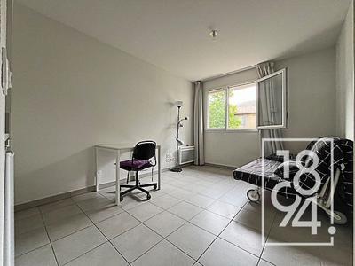 Studio - 18 m² - 1 pièce