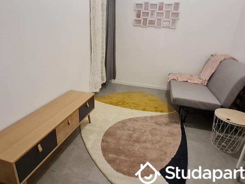 Appartement - 80 m² - 5 pièces