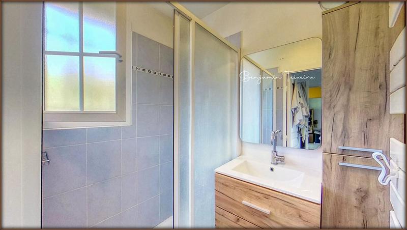 Maison - 96 m² - 5 pièces