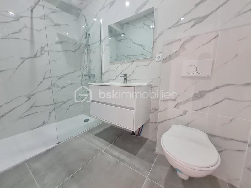 Maison traditionnelle - 100 m² - 4 pièces