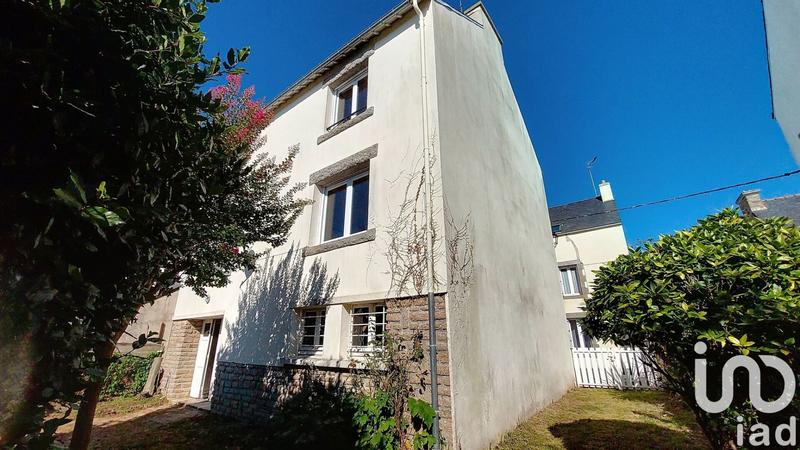 Maison - 132 m² - 8 pièces