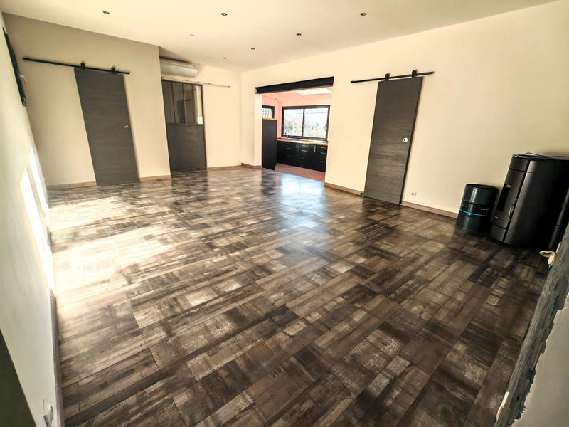 Maison - 92 m² - 4 pièces