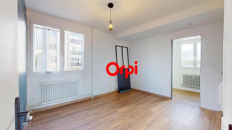 Appartement - 77 m² - 5 pièces