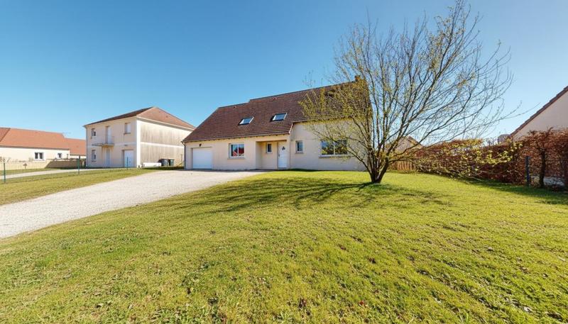 Maison - 196 m² - 6 pièces