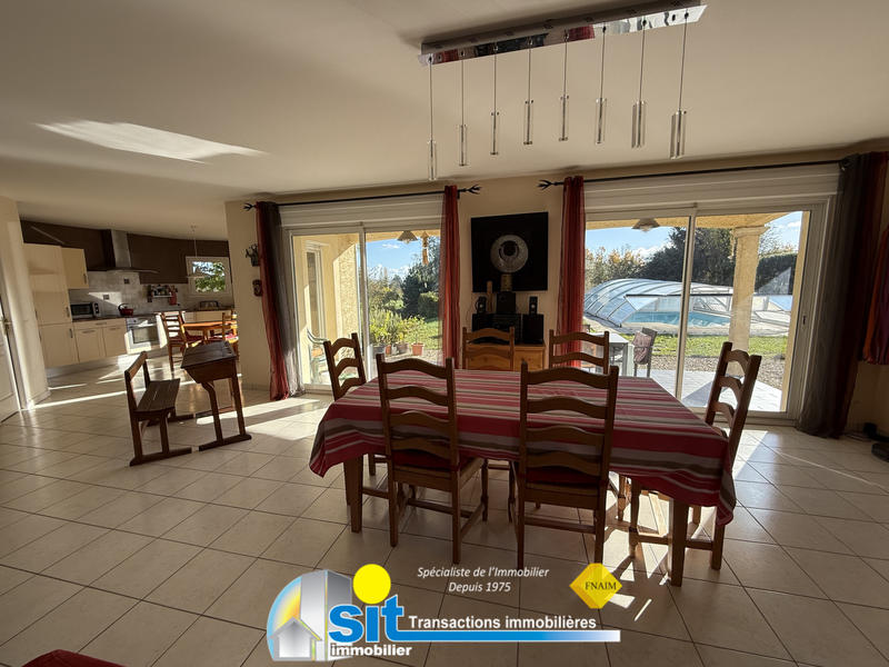 Maison - 163 m² - 7 pièces