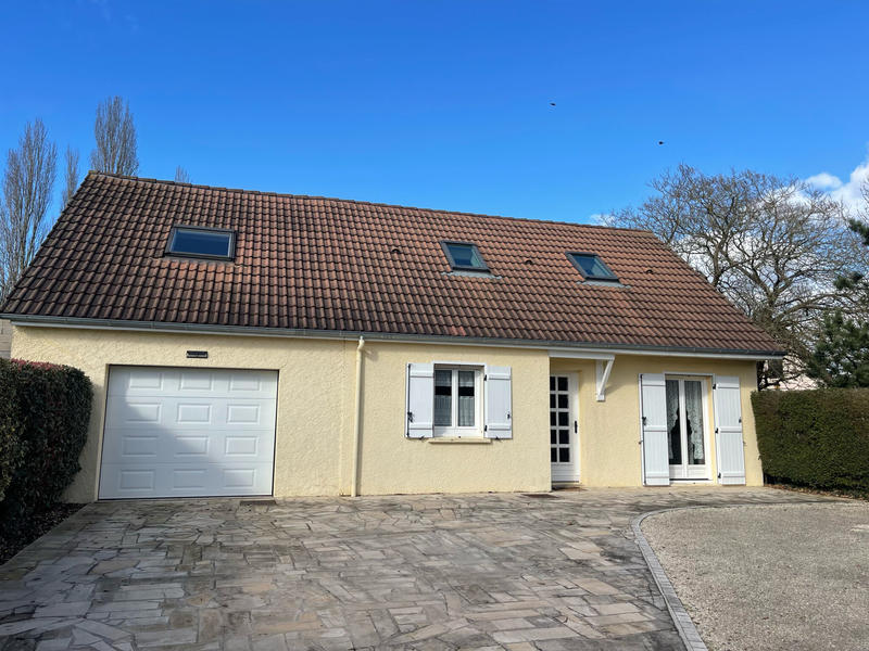 Maison - 92 m² - 6 pièces