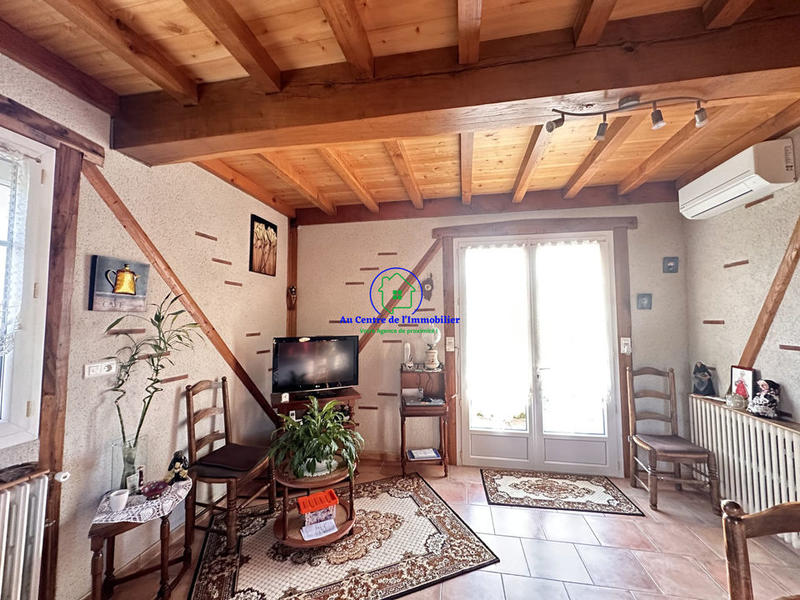 Propriété - 230 m² - 8 pièces